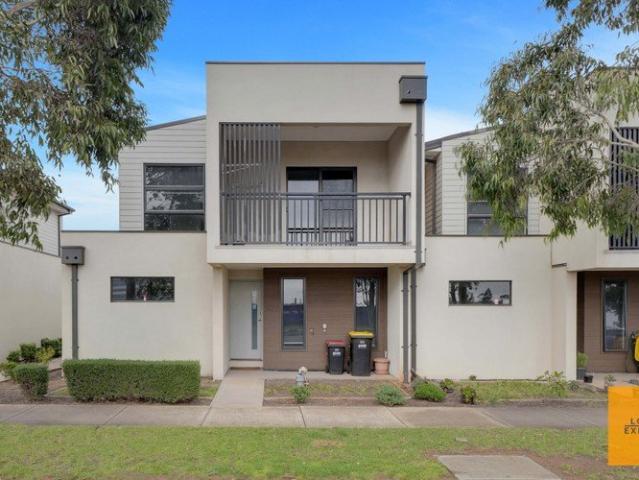 Townhouse for rent in Camerons Creek, Victoria