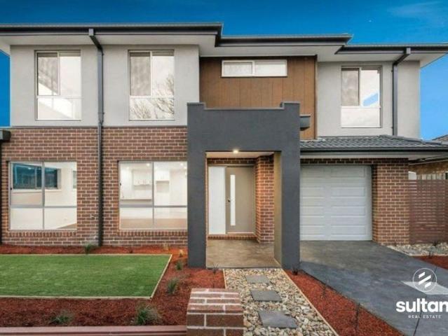 Townhouse for sale in Camerons Creek, Victoria
