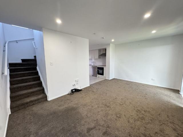 Townhouse for rent in Glendene, Henderson-Massey