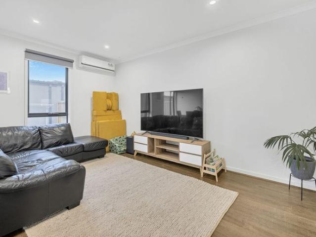 Townhouse for rent in Camerons Creek, Victoria