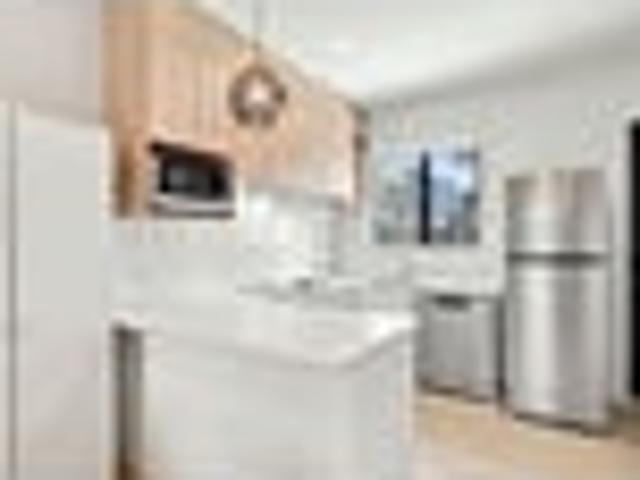 Townhouse for sale in Te Atatū Peninsula, Henderson-Massey