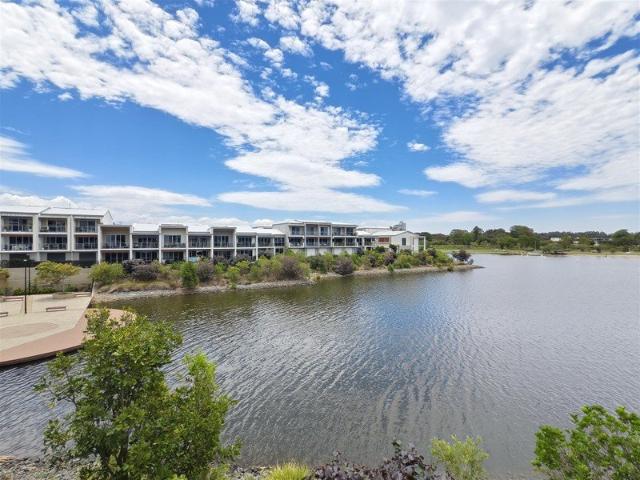 Townhouse for rent in Fernbrook, Queensland