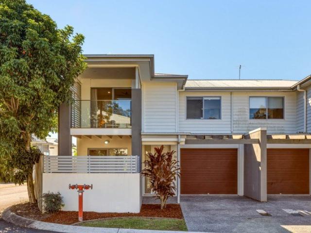 Townhouse for sale in Toombul, Queensland