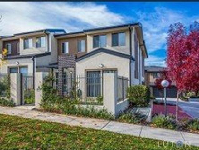 Townhouse for sale in Geelong, Victoria