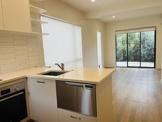 Townhouse for rent in Huntington Park, Howick