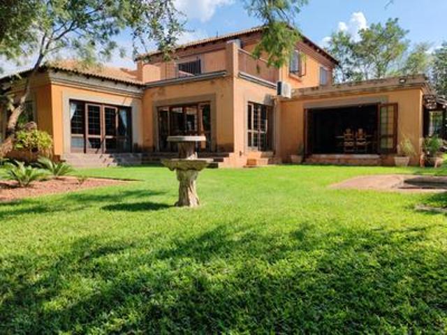 House for sale in Waterkloof, Gauteng