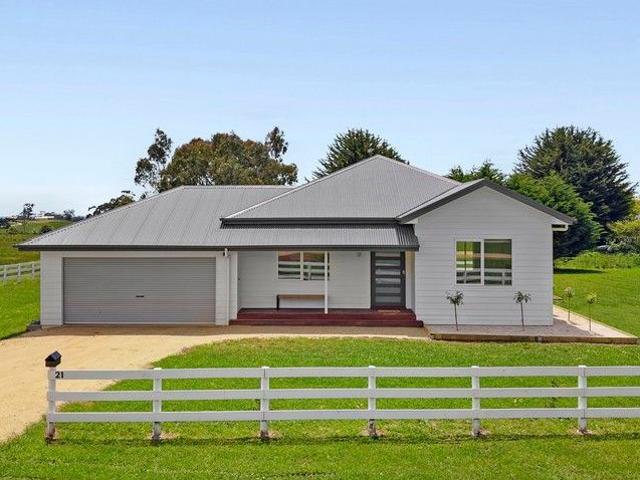 House for sale in Glenlyon, Victoria