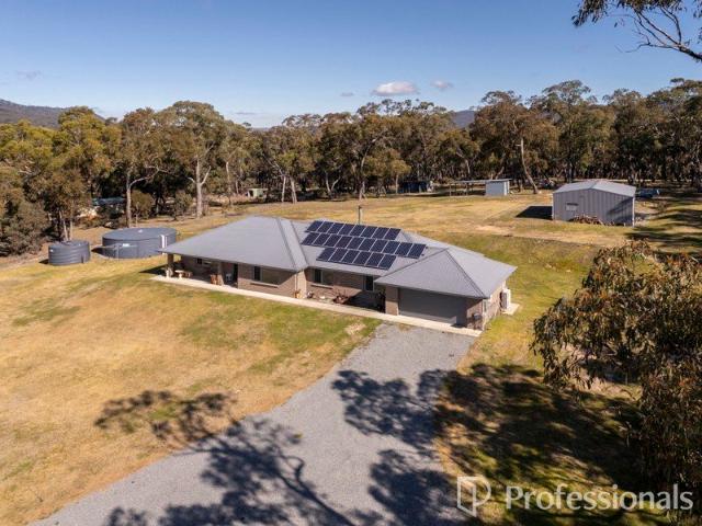 Cottage for sale in Meadow Flat, New South Wales