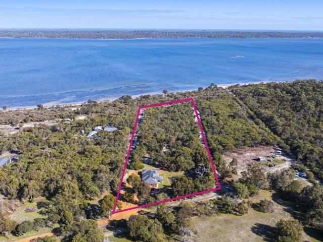 House for sale in Birchmont, Western Australia
