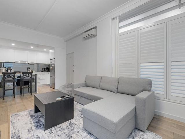 Apartment for rent in Lower North Shore, Sydney