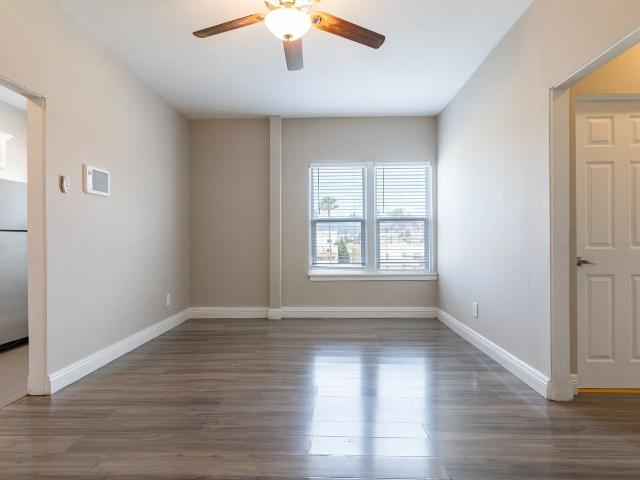 Apartment for rent in Canoga Park, California