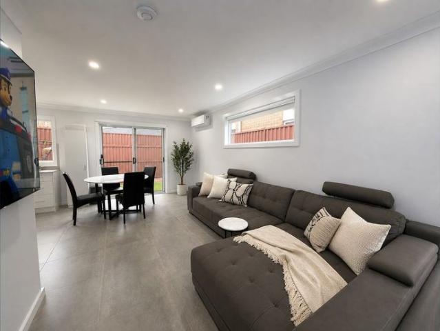 Townhouse for rent in Sydney, New South Wales