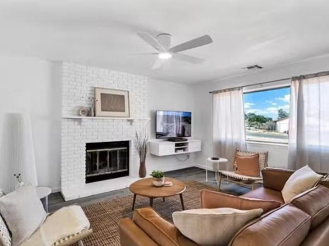 House for rent in Fontana