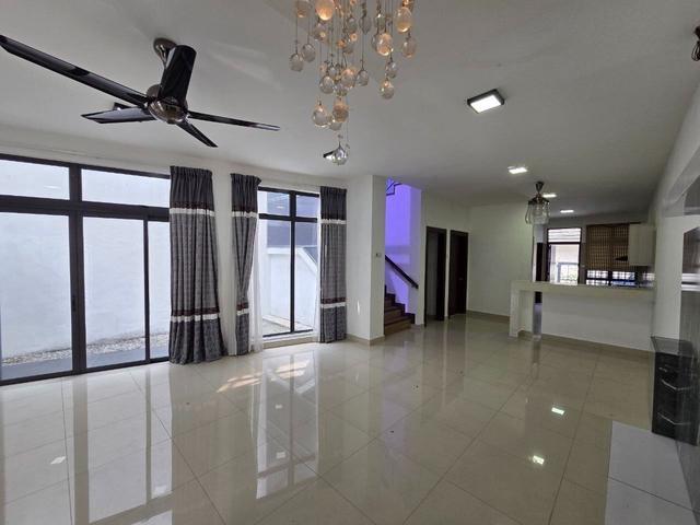 Terraced House for sale in Petaling, Alam Impian