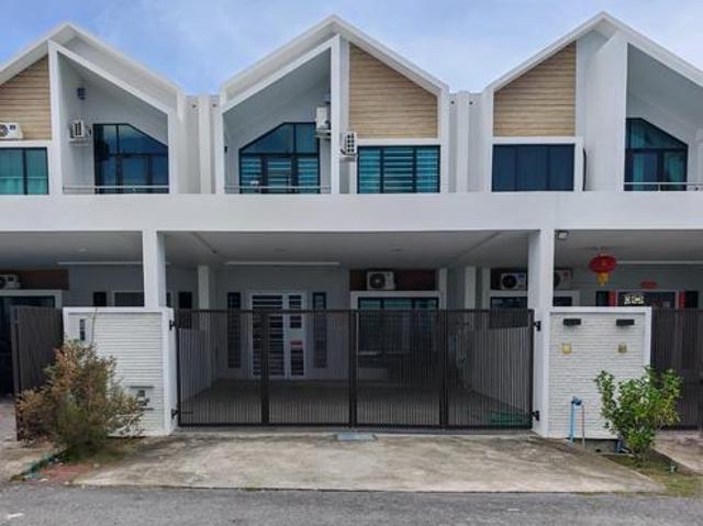 Terraced House for sale in Long Miri, Sarawak
