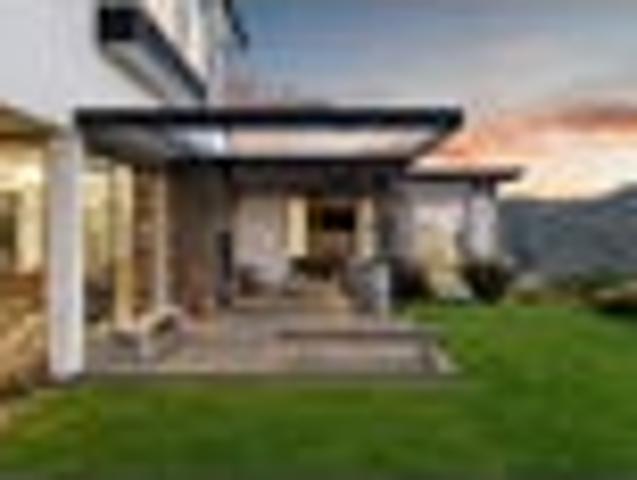 House for sale in Chaslands, Canterbury