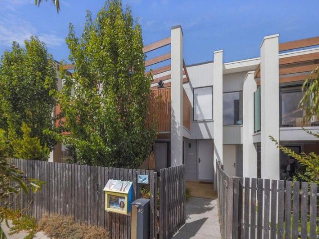 Townhouse for sale in Torquay, Victoria