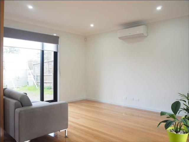 Townhouse for rent in Camerons Creek, Victoria