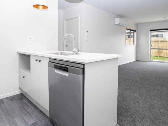 Townhouse for rent in Dinsdale, Hamilton City