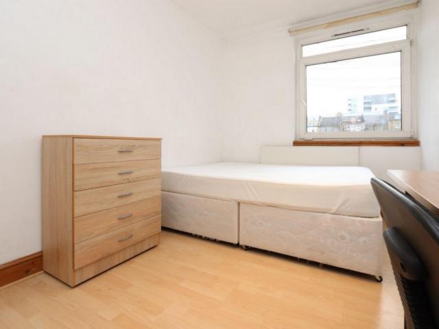 Room for rent in Old Ford, Bow
