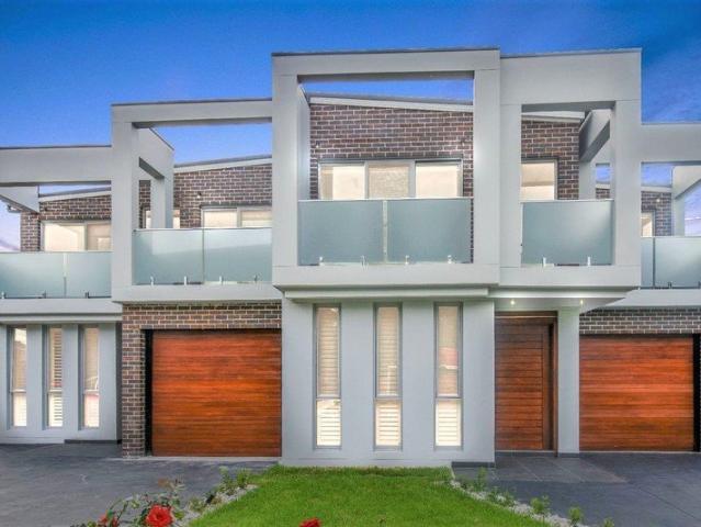 Duplex for rent in Sydney, New South Wales