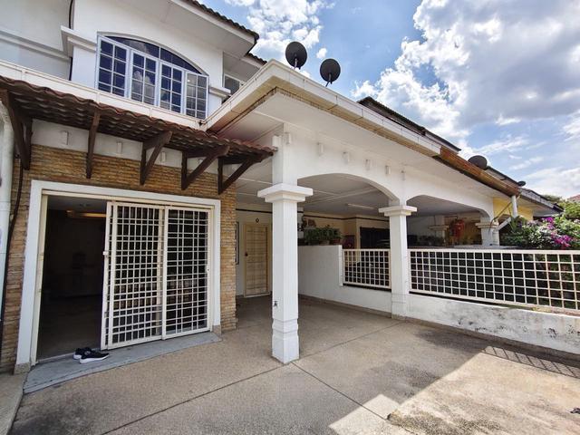 Terraced House for sale in Petaling, Subang Jaya