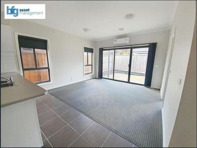 Townhouse for rent in Camerons Creek, Victoria