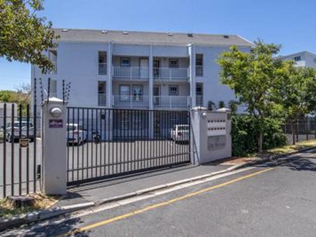Apartment for sale in Cape Town, Western Cape