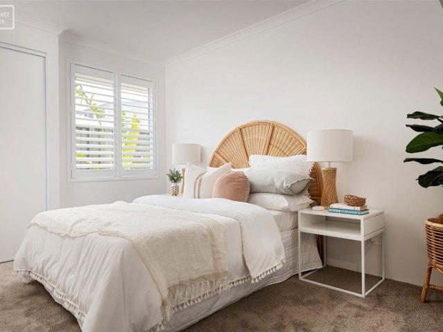 Cottage for sale in Kelmscott, Western Australia