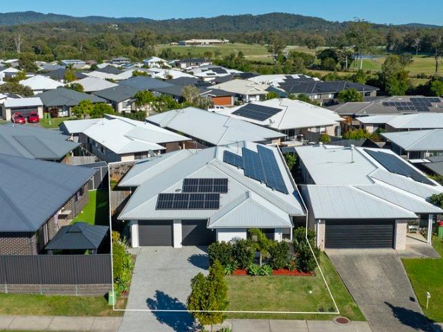 Duplex for sale in Fernbrook, Queensland
