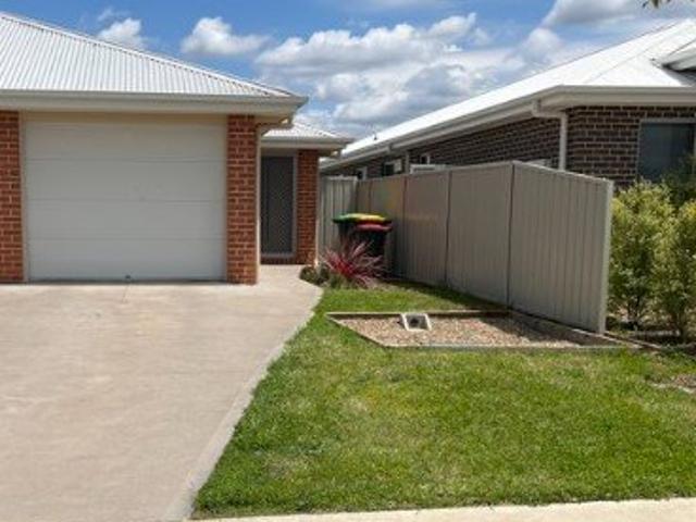 House for rent in Brisbane Grove, New South Wales