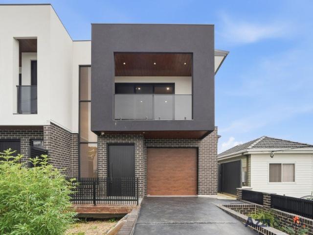 Duplex for rent in Sydney, New South Wales