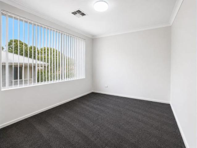House for rent in Wollongong West, New South Wales
