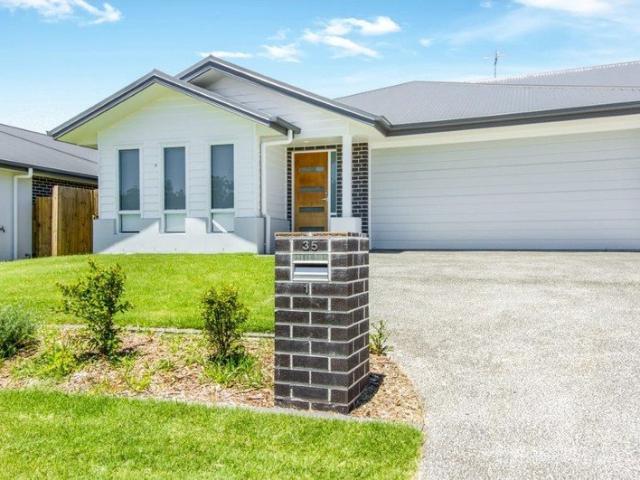 Duplex for rent in Kings Creek, Queensland