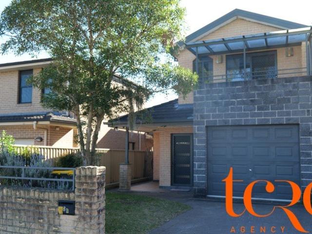 Duplex for rent in Sydney, New South Wales