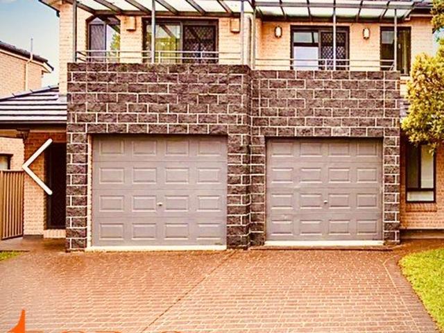 Duplex for rent in Sydney, New South Wales