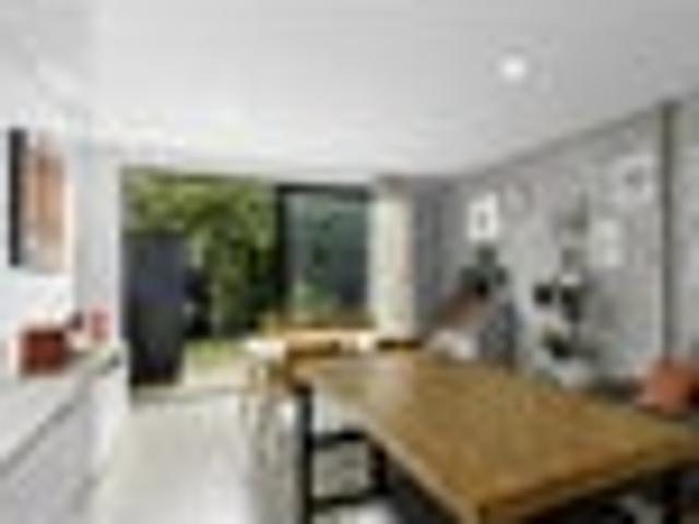 Townhouse for sale in Days Bay, Wellington