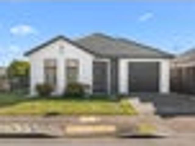 House for sale in Chaslands, Canterbury