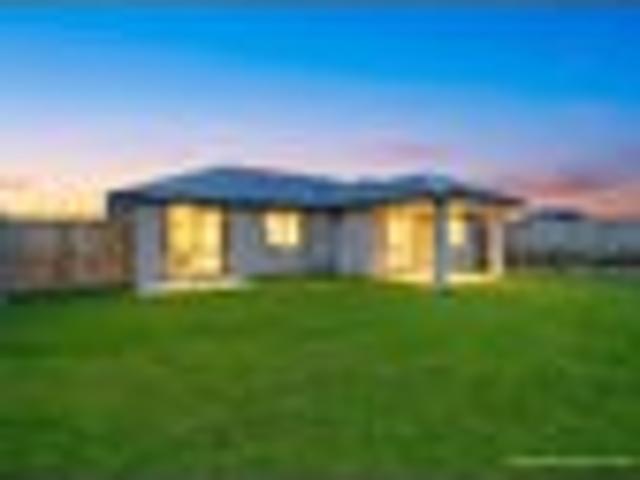 House for sale in Oakfields, Amberley