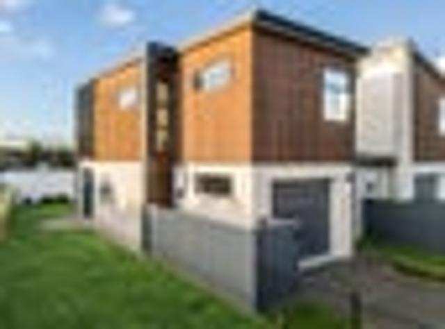Townhouse for sale in Pukekura, Waikato