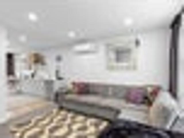 Townhouse for sale in Days Bay, Wellington