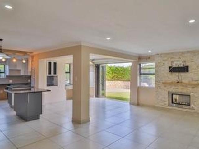 House for sale in Groot Brak Rivier, Western Cape