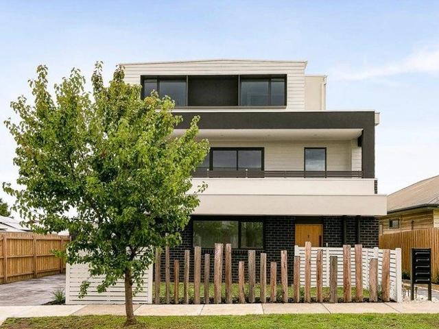 Townhouse for rent in Camerons Creek, Victoria