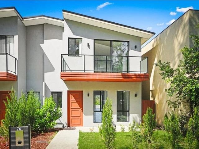 Duplex for rent in Sydney, New South Wales