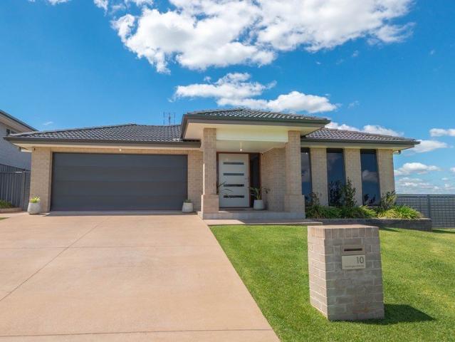 House for sale in Parkes, Parkes Shire Council