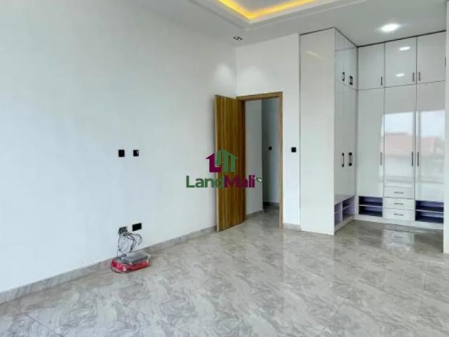 Property for sale in Eti Osa, Abuja
