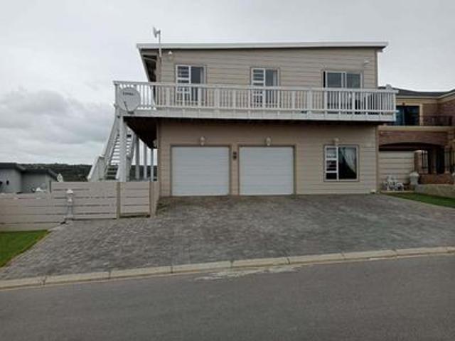 House for sale in Groot Brak Rivier, Western Cape