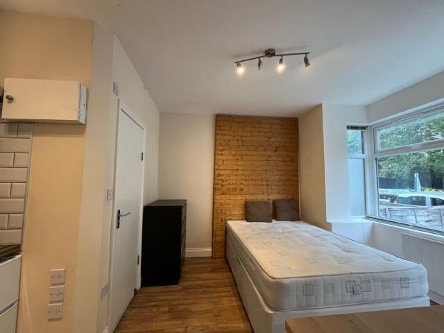 Studio for rent in Holloway, Lower Holloway