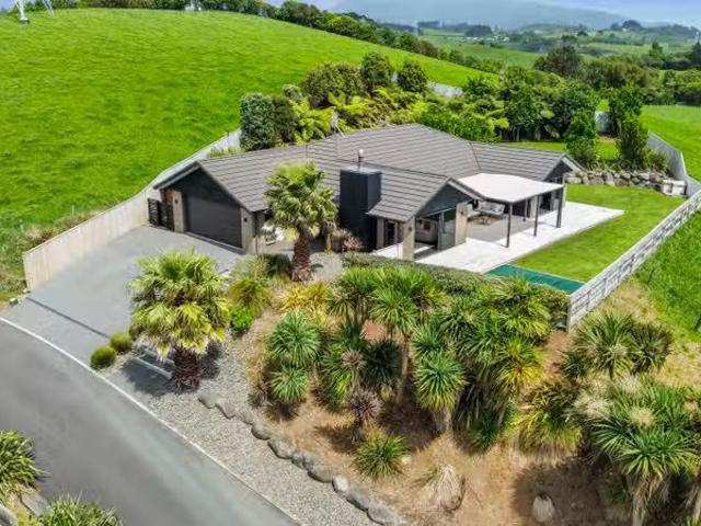 House for sale in Hillsborough, Taranaki