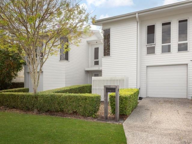 Townhouse for rent in Pimpama, Gold Coast City